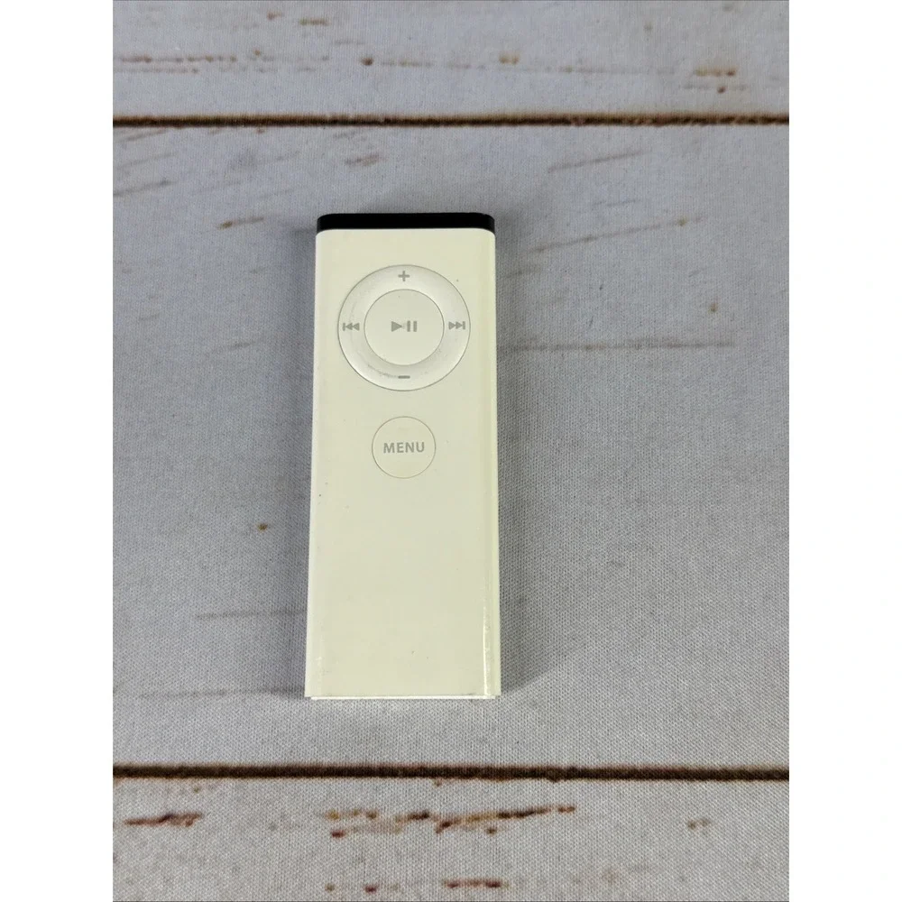 Genuine Apple A1156 Remote Control For Apple TV MacBook iMac Mac Pro Used